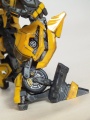 Takara Tomy 1/35 DMK02 Transformers Autobot BUMBLEBEE