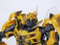 Takara Tomy 1/35 DMK02 Transformers Autobot BUMBLEBEE