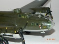Academy 1/72 B-17F Memphis Bell -    