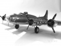 Academy 1/72 B-17F Memphis Bell -    