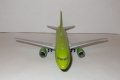 Revell 1/144 Airbus A320-200 VQ-BES S7 Airlines