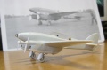 Novo/Airfix 1/72 DH-88 Comet -   !