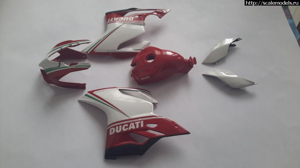 1454854664_20160207_113023.jpg : #1224147/ Ducati 1199 Panigale S 1:12 Tamiya  