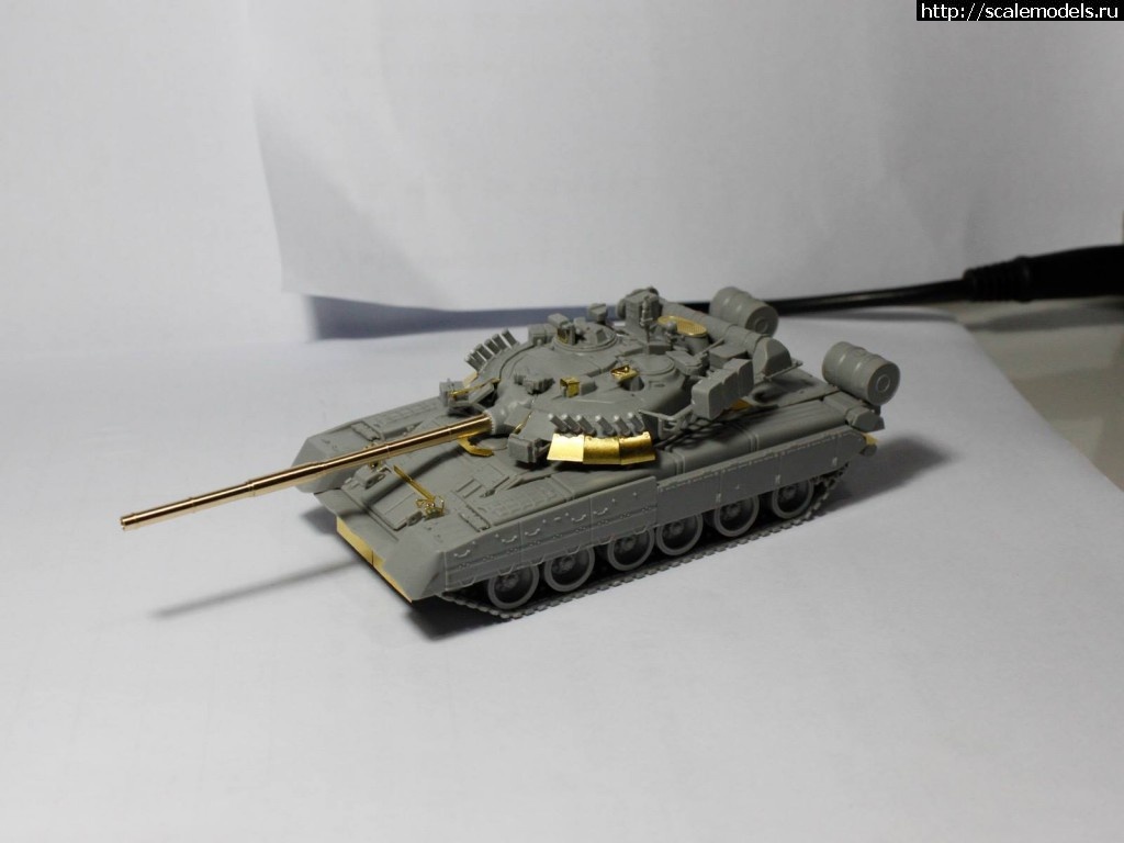 1455361389_004-1.jpg :    Modelcollect  