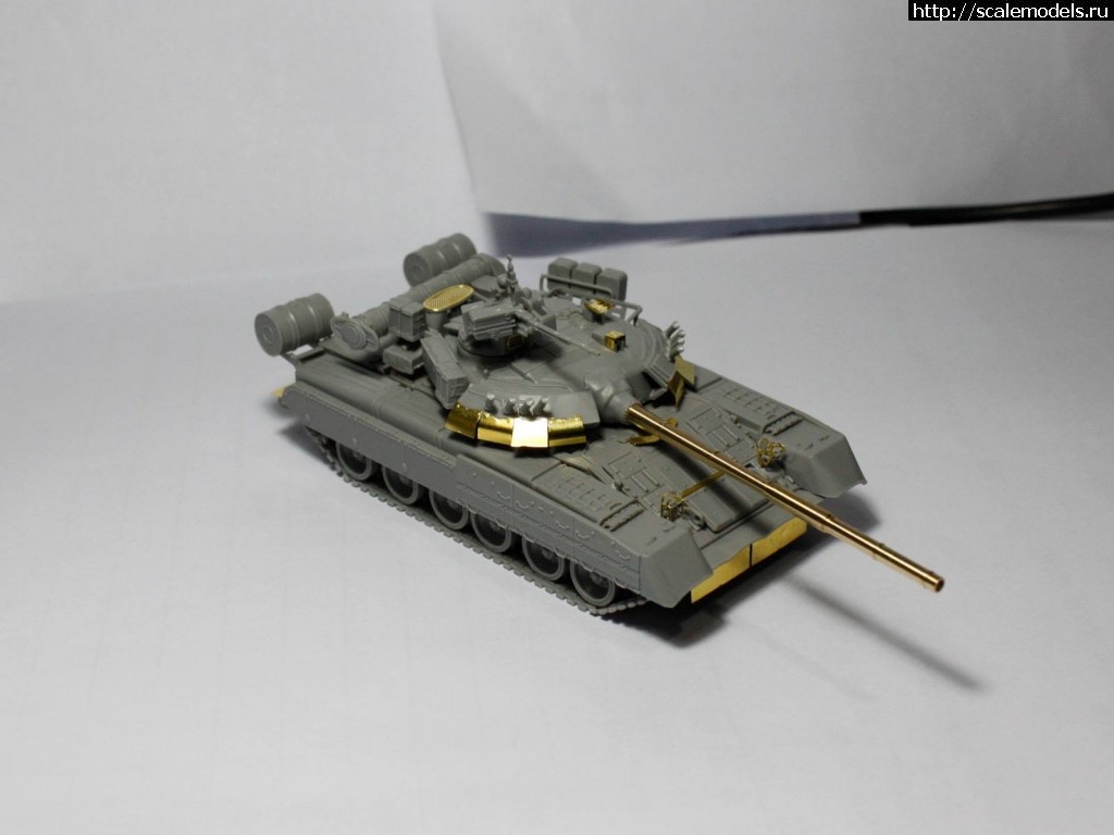 1455361408_005-2.jpg :    Modelcollect  