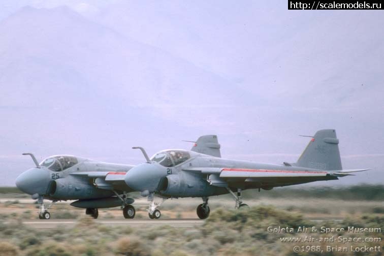 1459448171_880185-A-6E-162190-21-A-6E-154170-25-VX-5-left-front-l.jpg : #1245601/ Grumman A-6E Intruder, Italeri, 1/72 !  