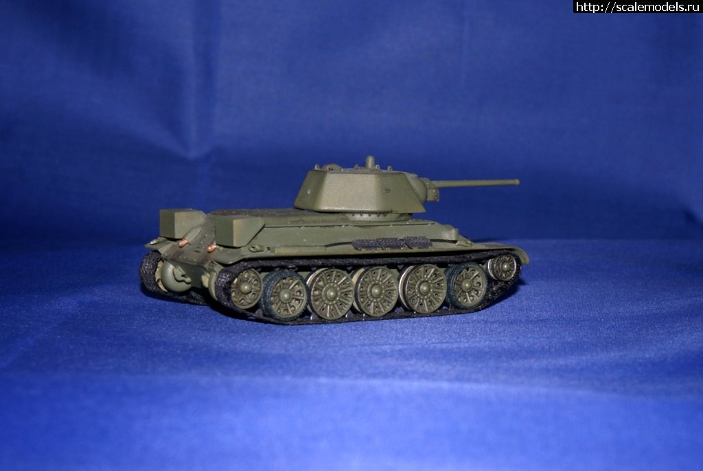 1459694426_DSC03157.jpg : #1246814/ T-34/76 model 1943 1/72  Trumpeter -   