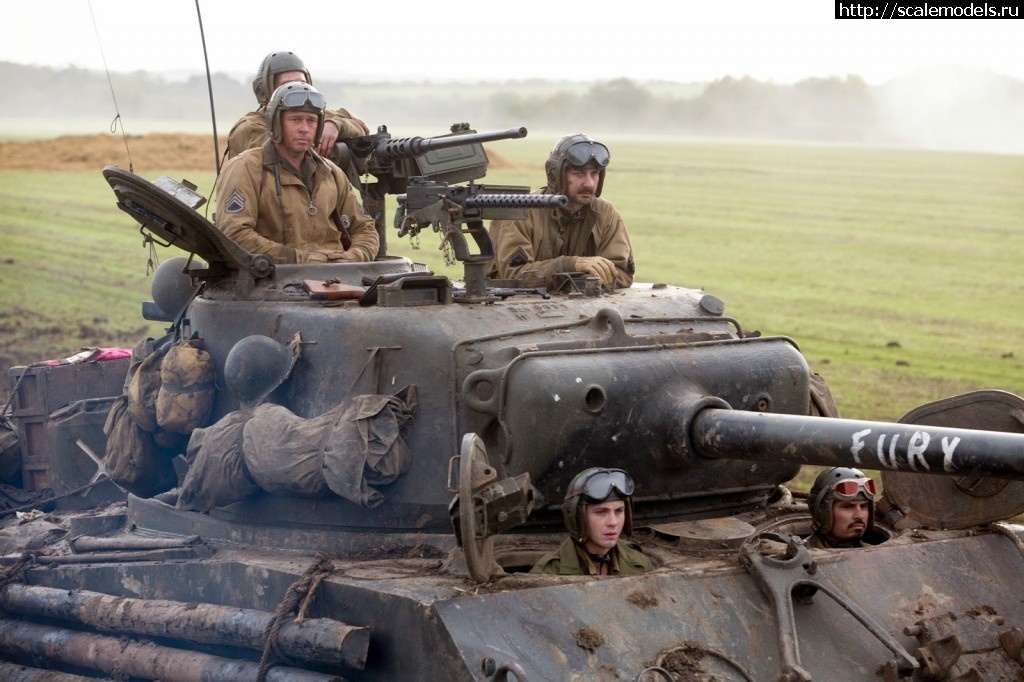 1459699196_fury-05.jpg : Sherman M4A3E8 1/48 Hobbyboss. Fury.  
