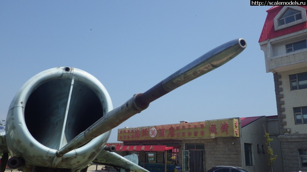 1460129346_IMGP1935.jpg : Walkaround  Jian-6 (Shenyang J-6), Beidaihe, Hebei province, China  