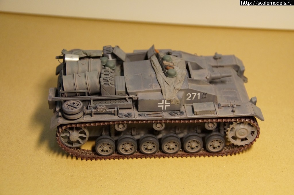 1460272807_DSC04711.jpg : Dragon 1/35 Stug III Ausf.E -  ...(#9782) -   