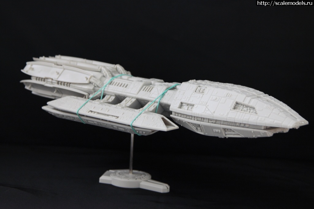 1465143243_IMG_1868.jpg : #1266814/ BATTLESTAR GALACTICA,     Revell/Moeb  