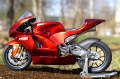 Tamiya 1/12 Ducati Desmosedici -  