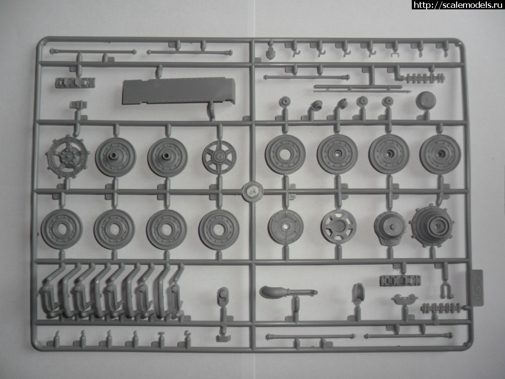 1469797970_SAM_4490.jpg : ICM 1/35 Pz.Kpfw.VI Ausf.B          