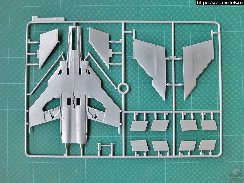 1474877286_img_086b003_05.jpg : Zoukei-mura   F-4J Phantom II 1/48  