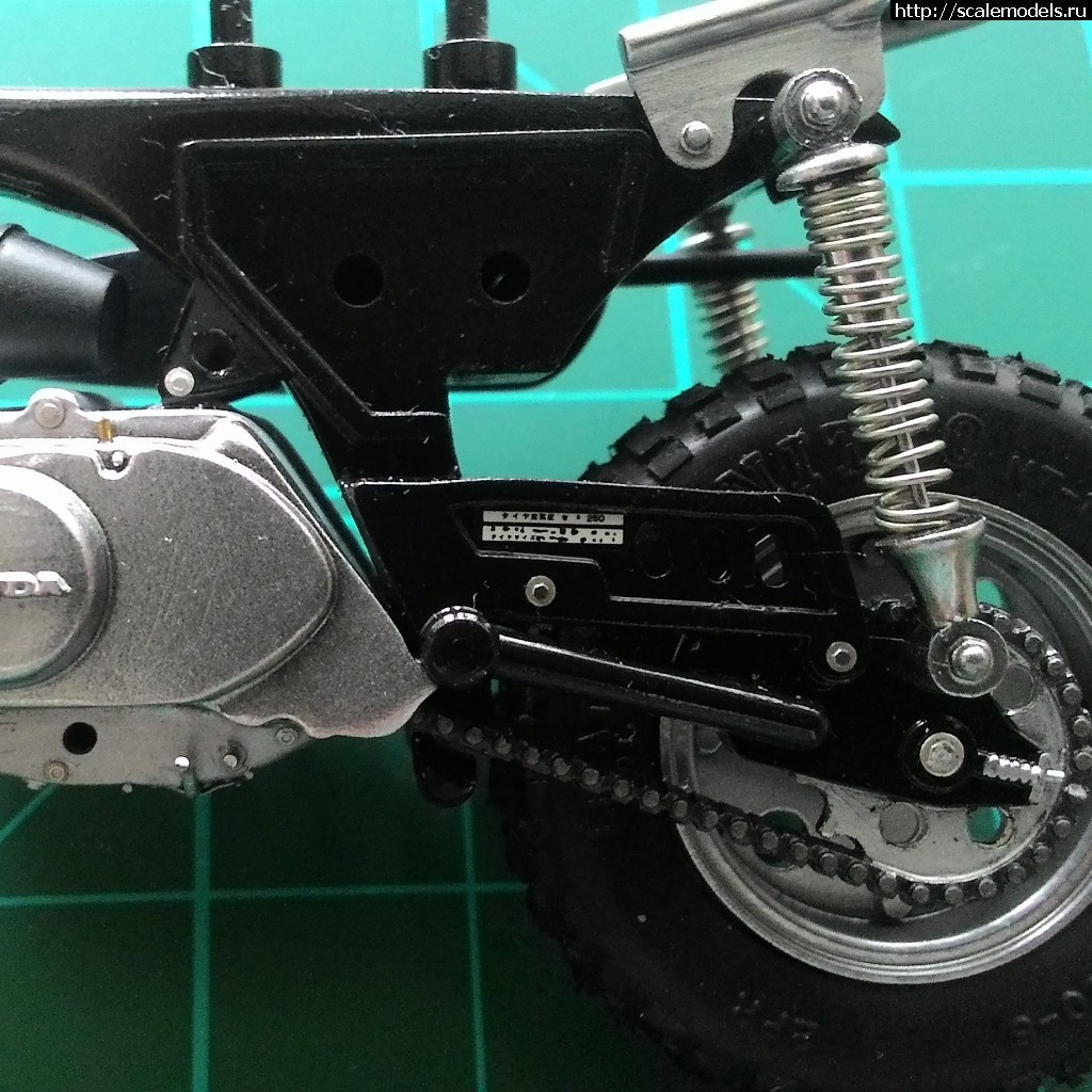 1476107728_35.jpg : Honda Z50 Gorilla Aoshima 1/12  