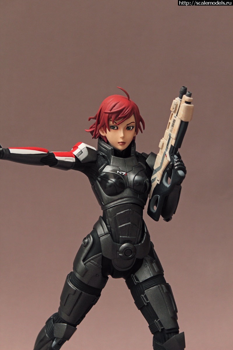 1478088187_shep-02.jpg : #1307890/ FG 7365 Commander Shepard 1/7 -   