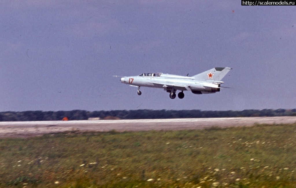 1480017680_MIG-21-UTI-1.jpg : #1315437/   -27  