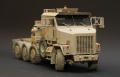 HobbyBoss 1/35 Oshkosh M1070 Truck Tractor & M1000 HET