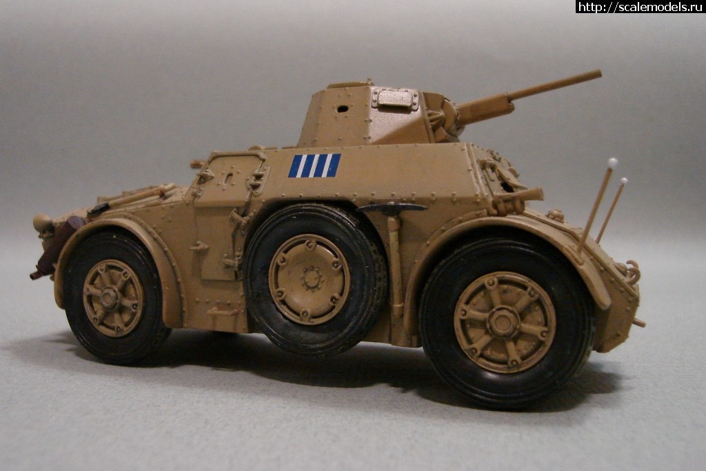 1482954984_09.jpg : #1327088/ Autoblinda AB41 1/48 Italeri   