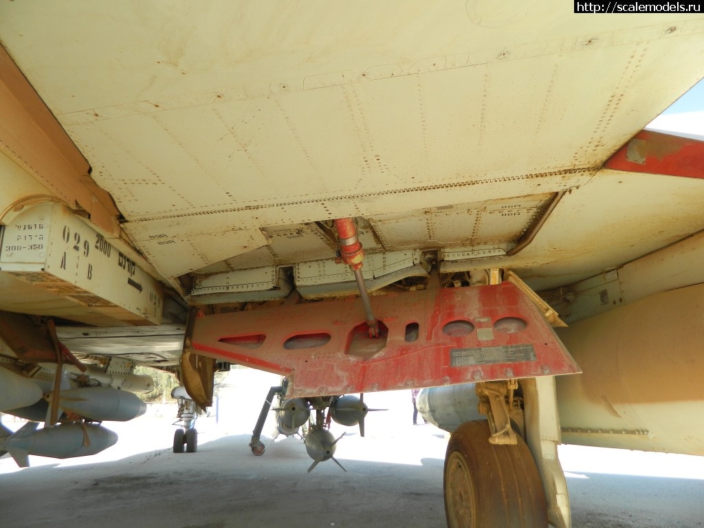 1484997449_DSCN9148.jpg : Walkaround McDonnell Douglas A-4H Skyhawk, Israel Air Force Museum, Hatzerim, Be'er Sheva, Israel  