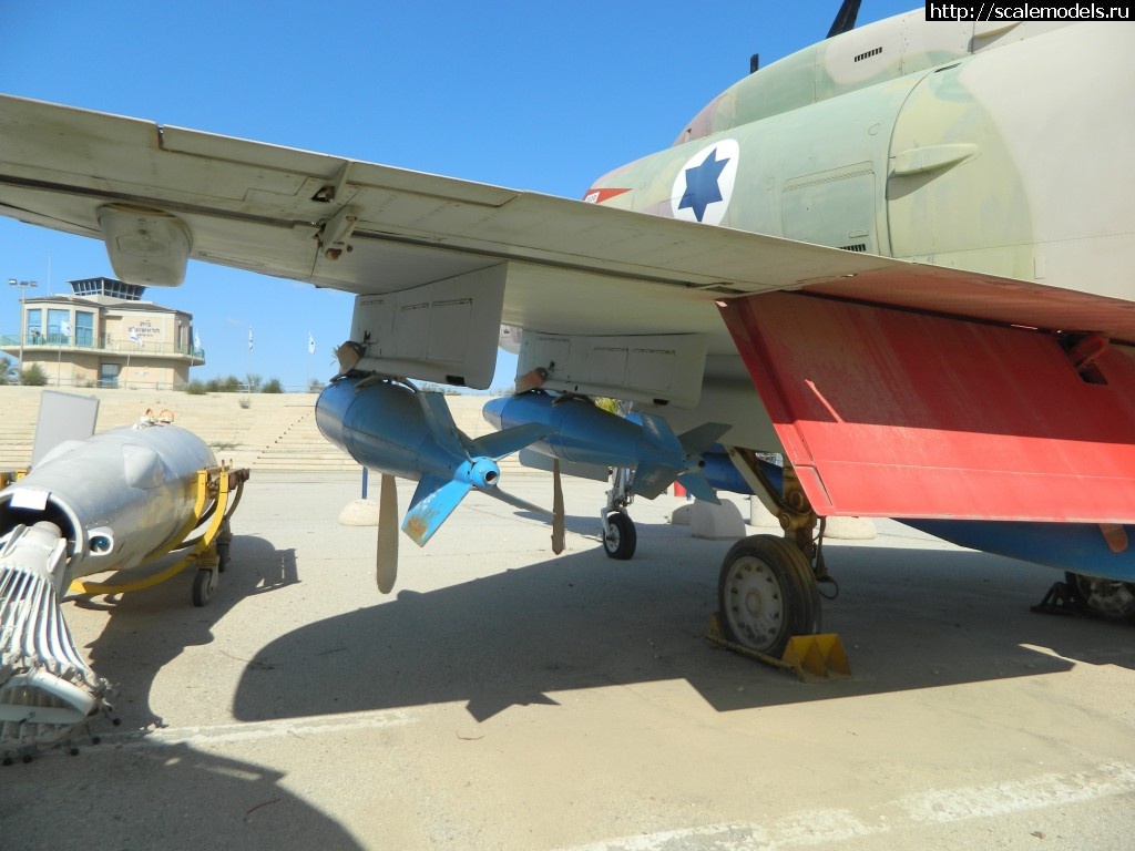 1484997766_DSCN9166.jpg : Walkaround McDonnell Douglas A-4H Skyhawk, Israel Air Force Museum, Hatzerim, Be'er Sheva, Israel  