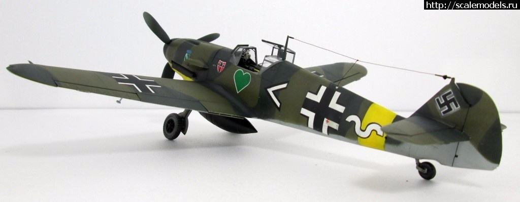 1486389881_1485880994_IMG_2403.jpg :      Messerschmitt Bf 109  1/48  