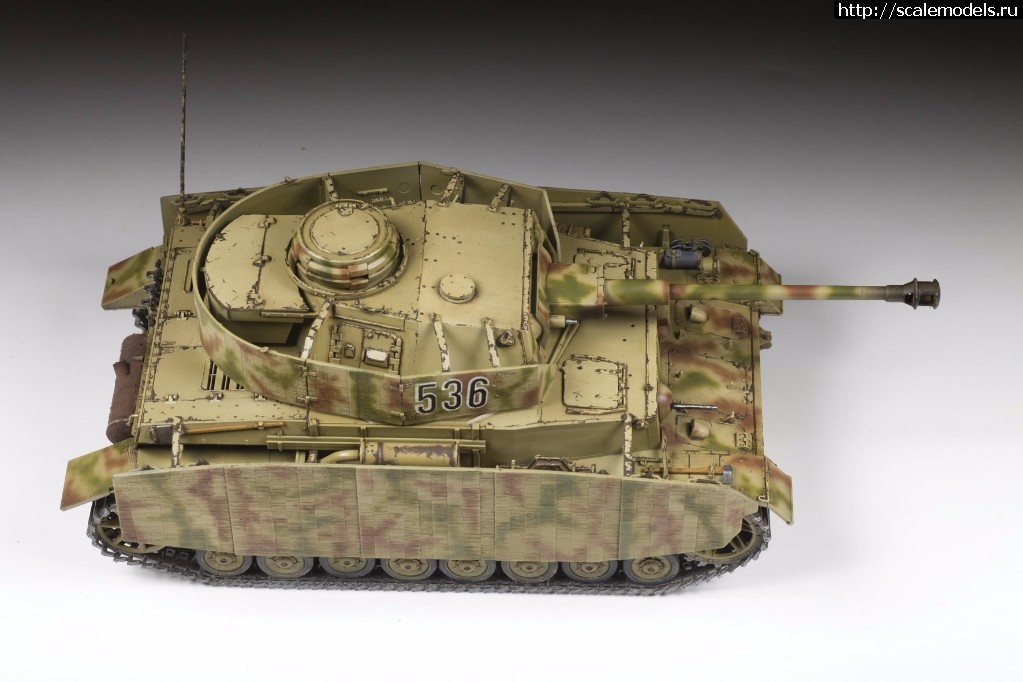 1487008814_J5u4qF4S0Ng.jpg :   1/35   PzKpfw IV ausf. H -    