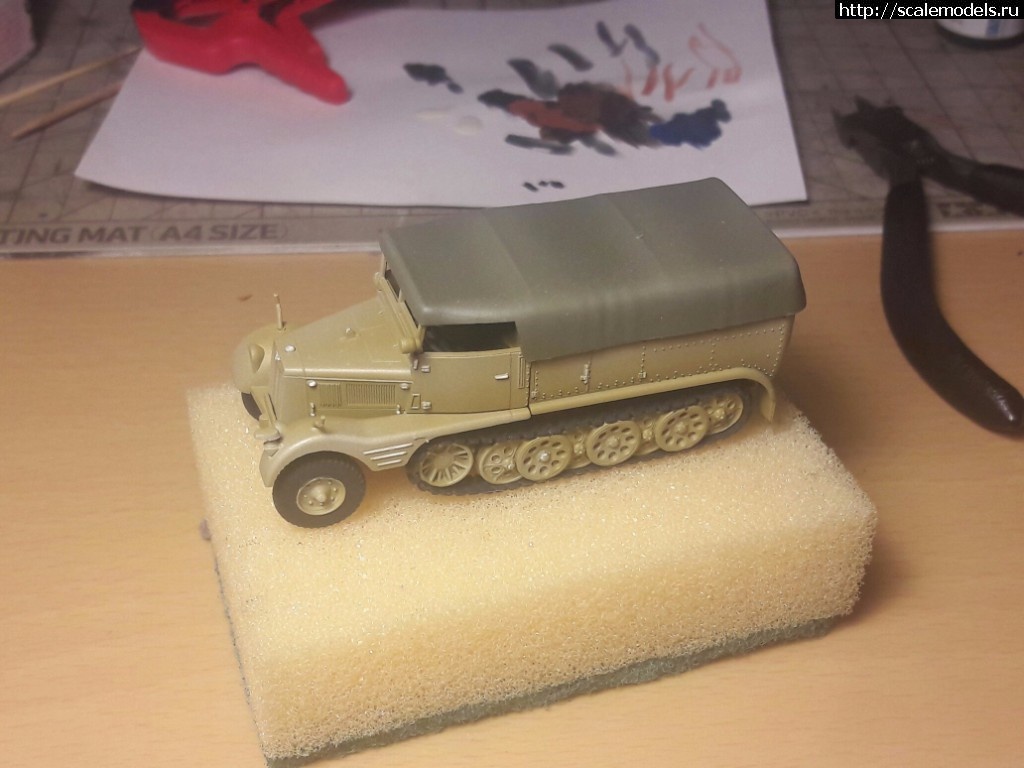 1487777939_wAMjoLvMJCE.jpg : #1349667/ Sd.Kfz. 11 German artillery tractor 1/72    