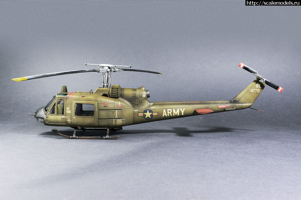 1489041119_02.jpg : #1355110/ UH-1 1:48 Revell-Monogram  