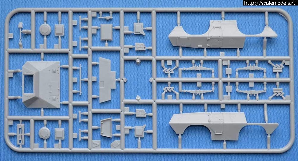 1490230071_72431_a.jpg :  ACE 1/72 V-100 Commando  