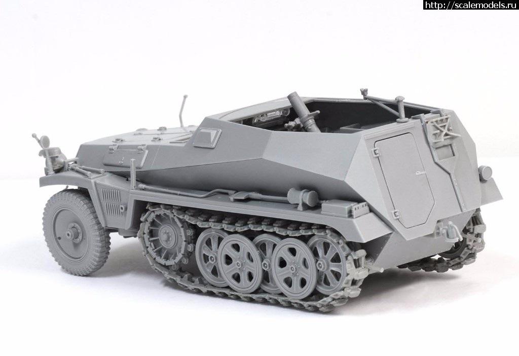 1492009125_17855399_1725776074115538_4679944932946862365_o.jpg :  Dragon 1/35 1/35 Sd.Kfz.250/7 Atle 8cm Mortar Carrier w/ Full Interior  