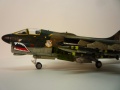 Hobbyboss 1/72 A-7d Corsair II - --