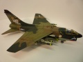 Hobbyboss 1/72 A-7d Corsair II - --