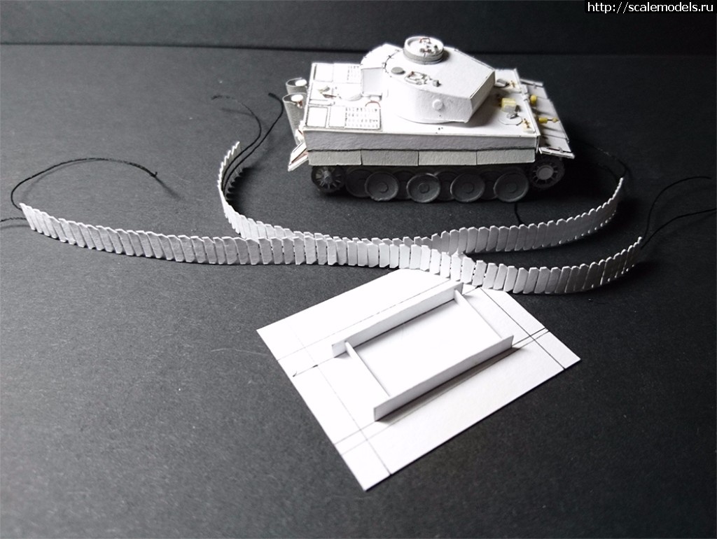 1494684525_Tracks.jpg : #1379350/ Panzerkampfwagen VI Tiger (1:100)   