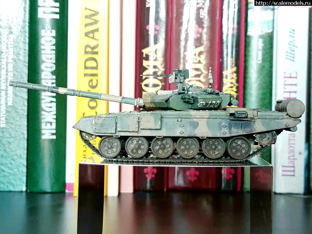 1497711541_IMG_2432.JPG : #1389078/  - Modelcollect 1/72 T-90A  