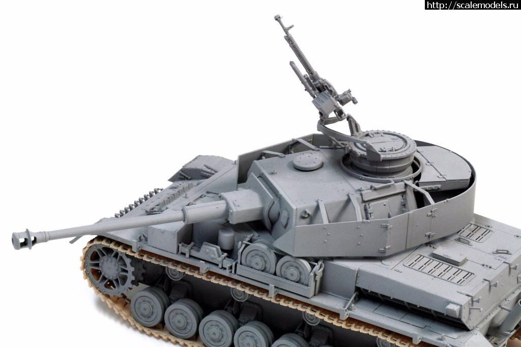 1498818674_19467952_1822833541076457_7097790601811137525_o.jpg :  Dragon 1/35 Arab Pz.Kpfw.IV Ausf.H  