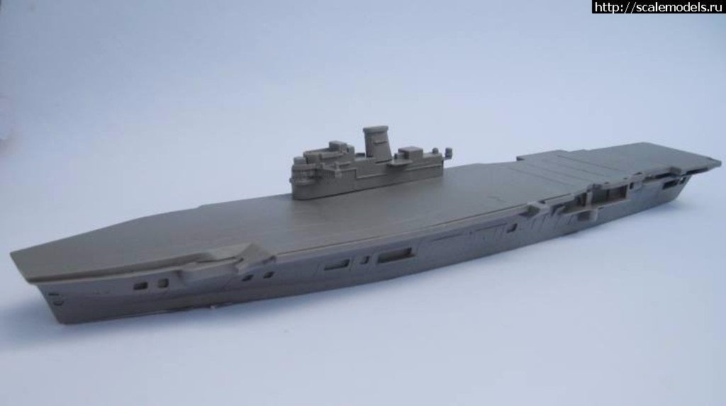 1499759962_19748735_758004984378483_7439813820154531971_n.jpg :  Atlantic Models 1/700  HMS Ark Royal 1978  