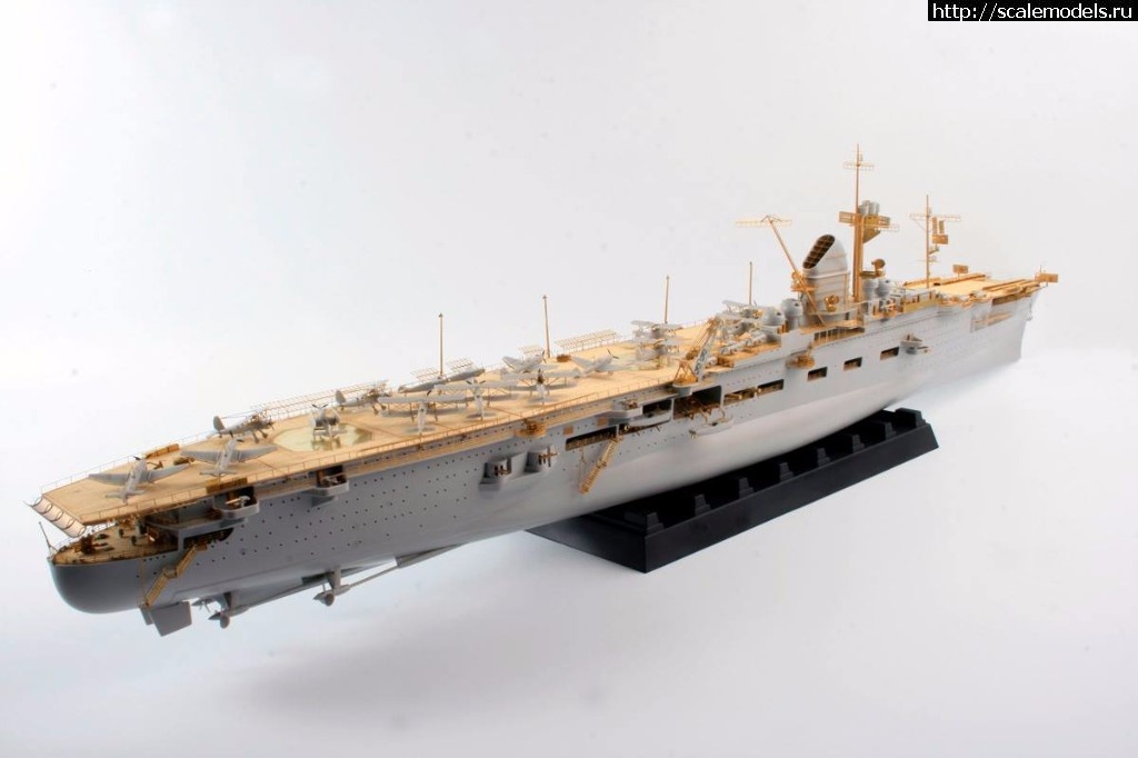 1500887357_20247782_1912460945434370_409592888415999926_o.jpg :  KA-Models 1/350 DKM Aircraft Carrier Graf Zeppelin DX Set   