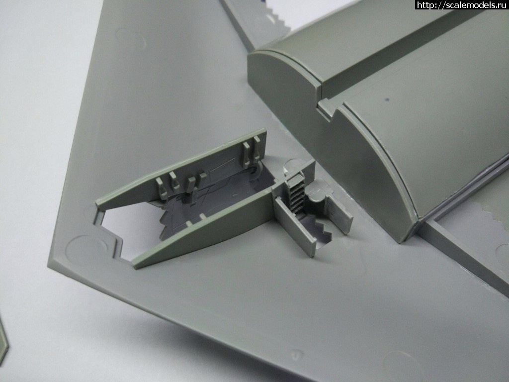 1502573914_20645579_873084796179955_5754433695553950556_o.jpg :  Modelcollect 1/72 Northrop B-2 Spirit -    