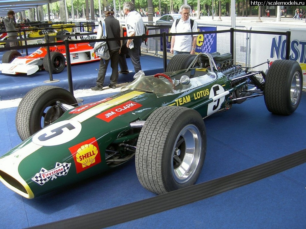 1504548504_1200px-Lotus_49-1.JPG : ICM 1/48 Spitfire Mk IX - F1 Lotus 49 Jim Clark  