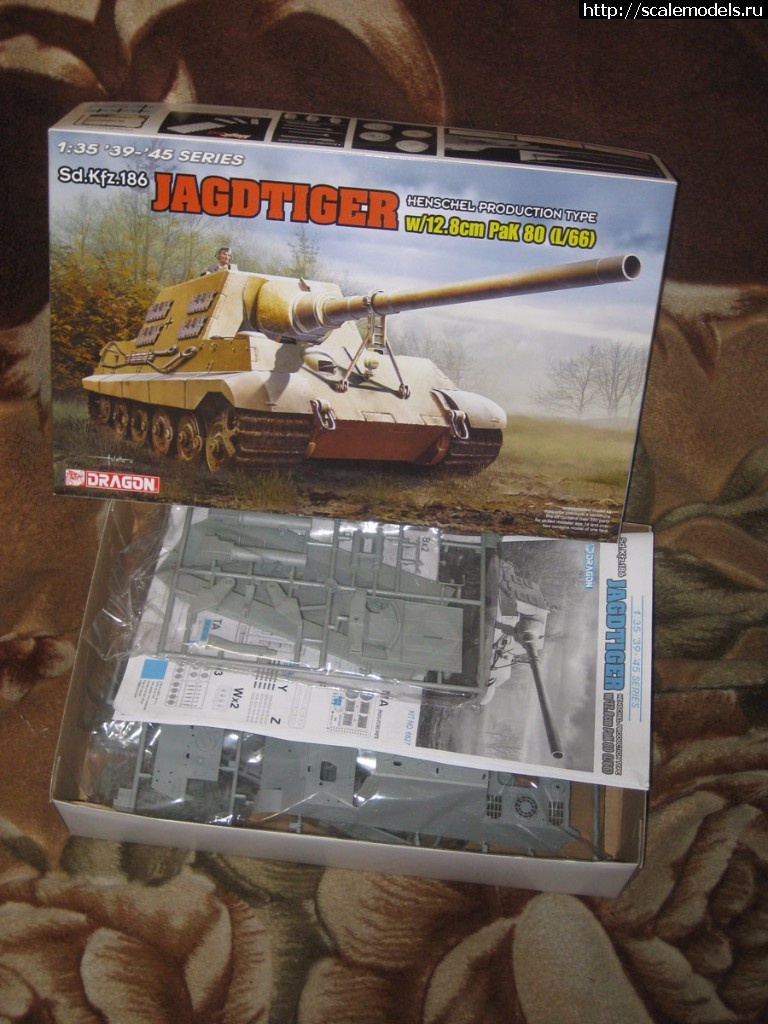 1505369140_IMG_8507.JPG : Sd.Kfz.186 Jagdtiger w\12.8 cm PaK 80(L/66)Dragon1\35   