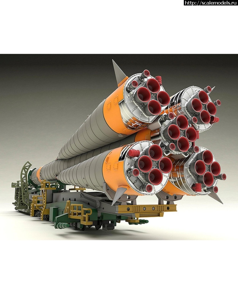 1507893630_goodsmileshop-com1.jpg :  Good Smile Company 1/150 Plastic Model Soyuz Rocket & Transport Train  
