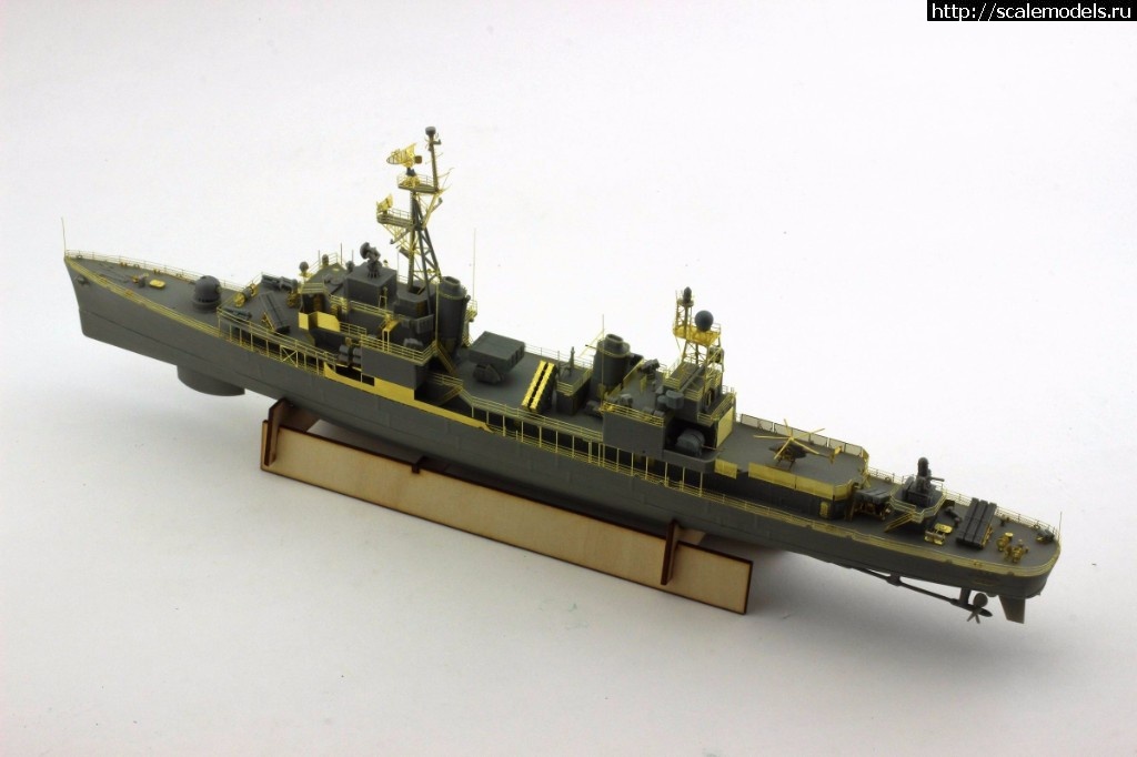 1508161810_N03145-01.jpg :  Orange Hobby 1/350  ROCS Te Yang (DDG-925)  