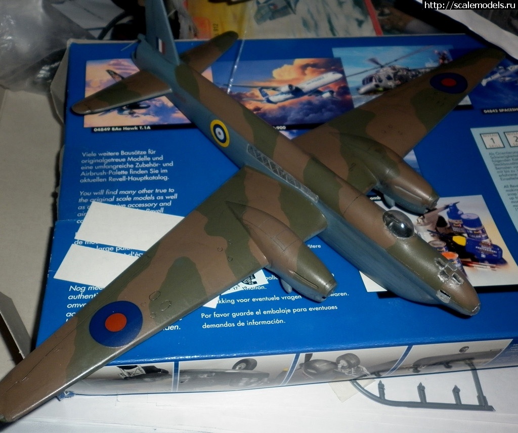 1508679998_P1010565.JPG : #1424676/ Vickers Wellington MkVI , Revell +Unicraft ,1 /72   