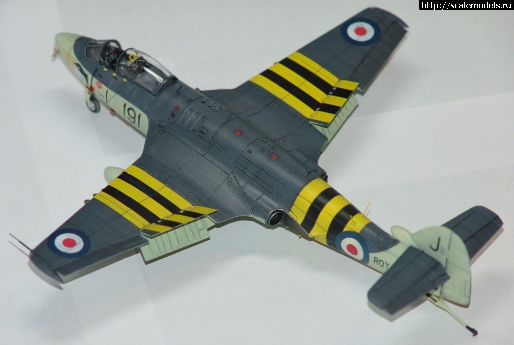 1508947787_DSC02701.JPG : #1425996/ Hawker Sea Hawk FGA.6     1:72 HobbyBoss   .   