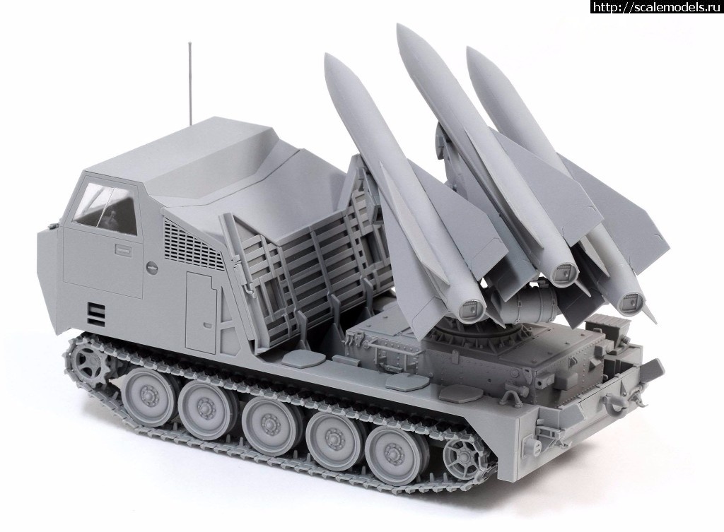 1509103393_21688491_1950613248298485_5322614493171854253_o.jpg :  Dragon 1/35 M727 MiM-23 Tracked Guided Missile Carrier  