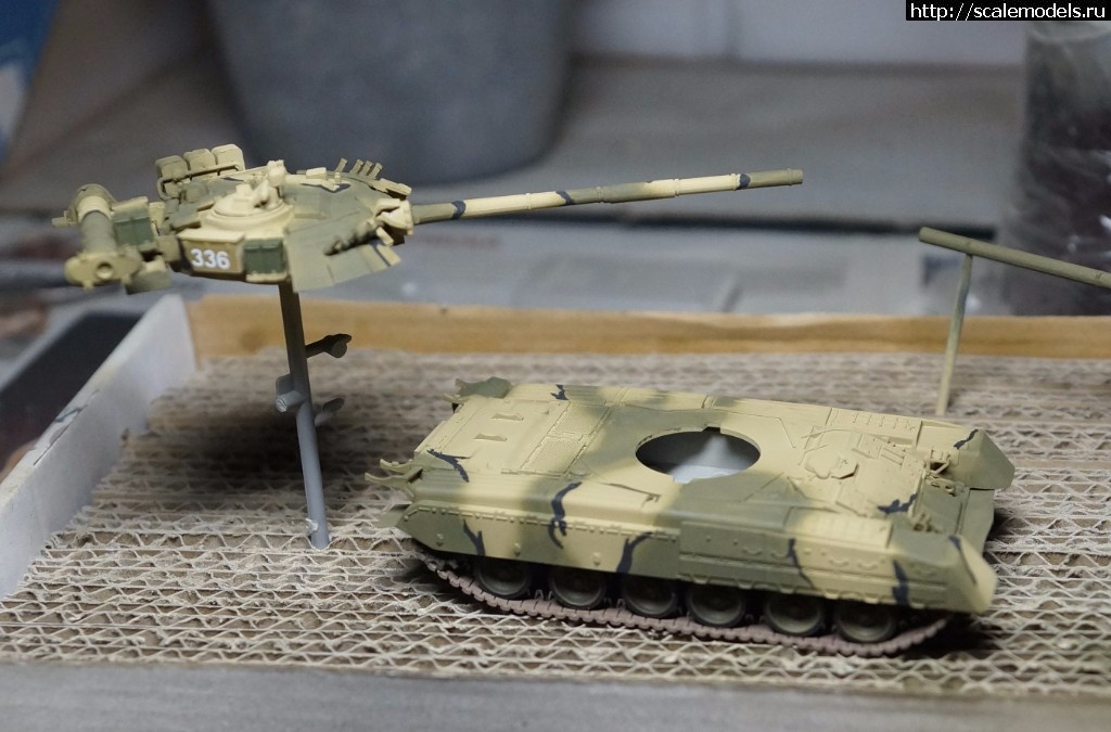 1510241257__DSC9117.jpg : #1430025/ Modelcollect 1/72 T-80U .  