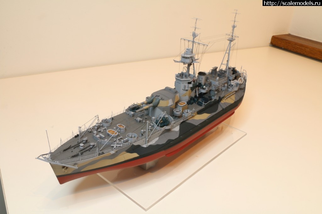 1511083179_IMG_9634.JPG : #1432623/ HMS Roberts, 1/350, Trumpeter !  