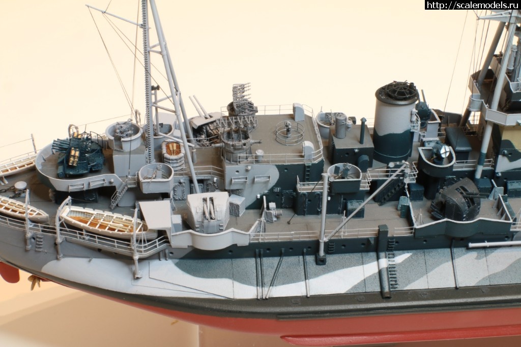 1511083198_IMG_9651.JPG : #1432623/ HMS Roberts, 1/350, Trumpeter !  