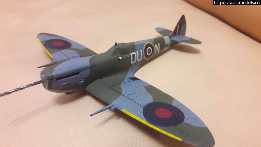 1512293010_IMG-945e47a1283eb661cae4f2b3480964b9-V.jpg : #1436395/ Spitfire Mk IXc 1/72 Eduard   